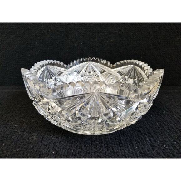Vintage Brilliant Cut Crystal Bowl – 8” Sawtooth Edge - Picture 2 of 7